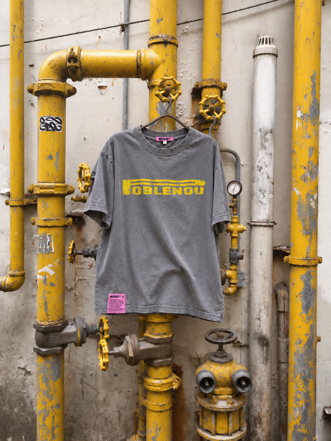NouHood - Poblenou Archive T-shirt - Antracita / Grey - Yellow