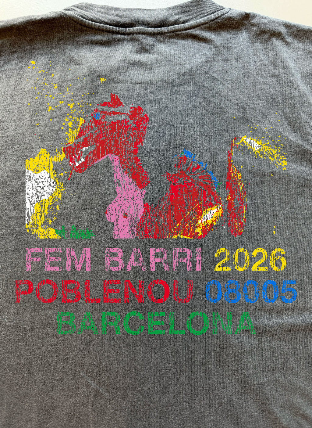 NouHood - Fem Barri Poblenou T-shirt - Anthracite