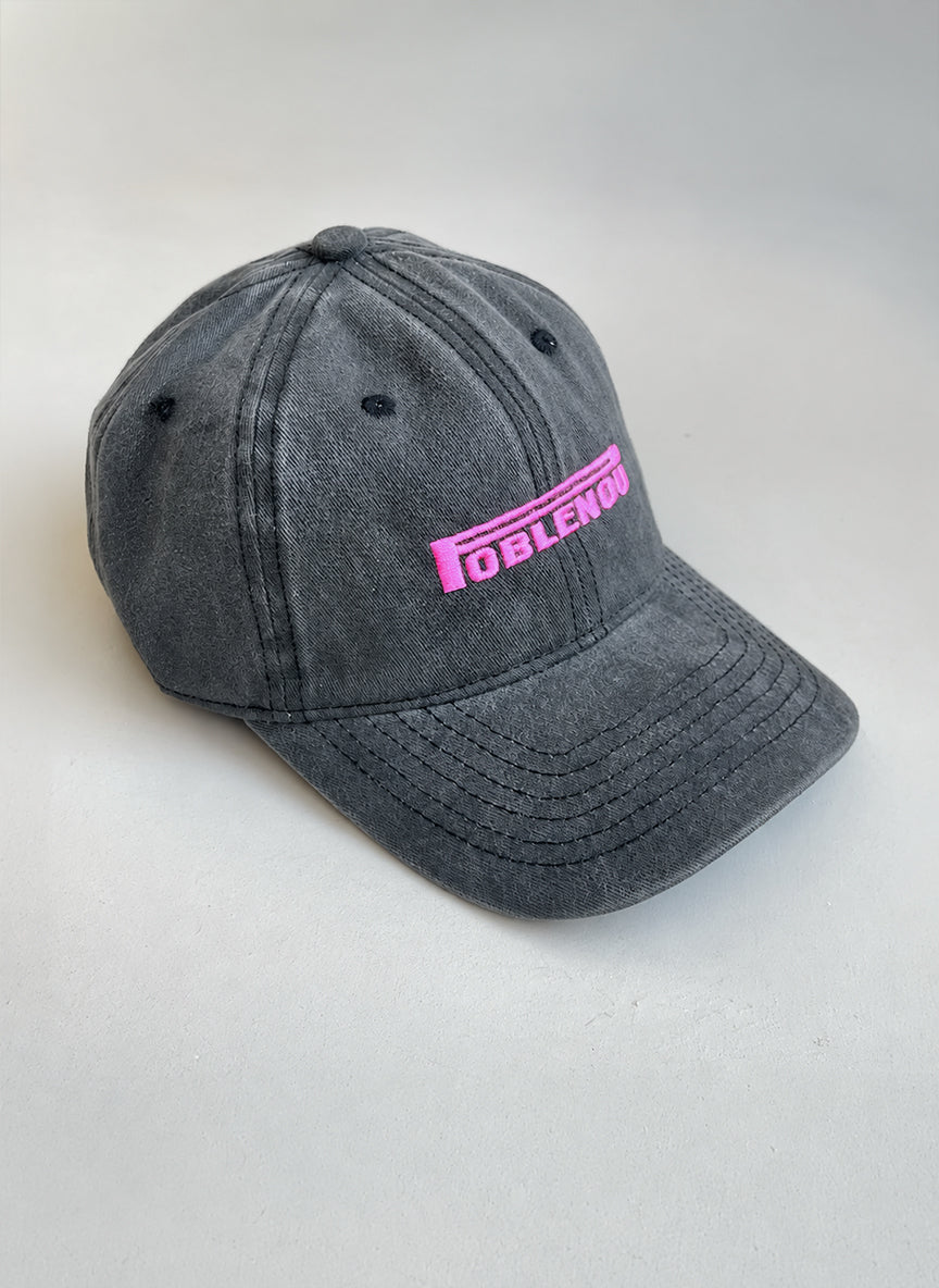 NouHood - Fem Barri Poblenou Gorra - Antracita / Pink
