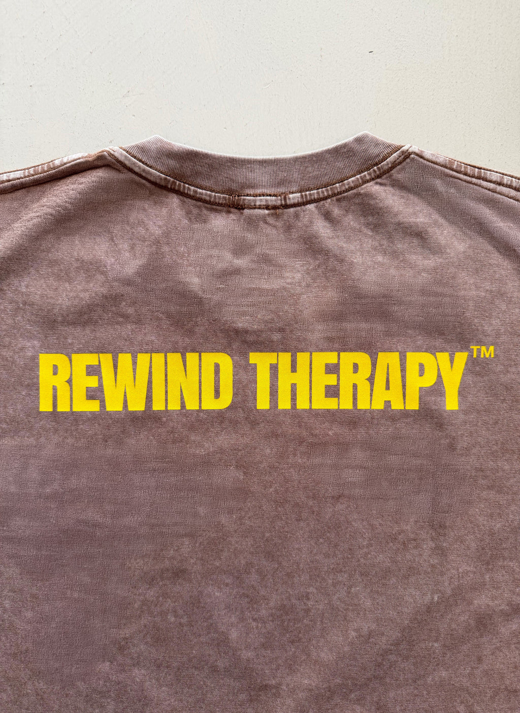 Camiseta REWIND THERAPY - Brown Acid