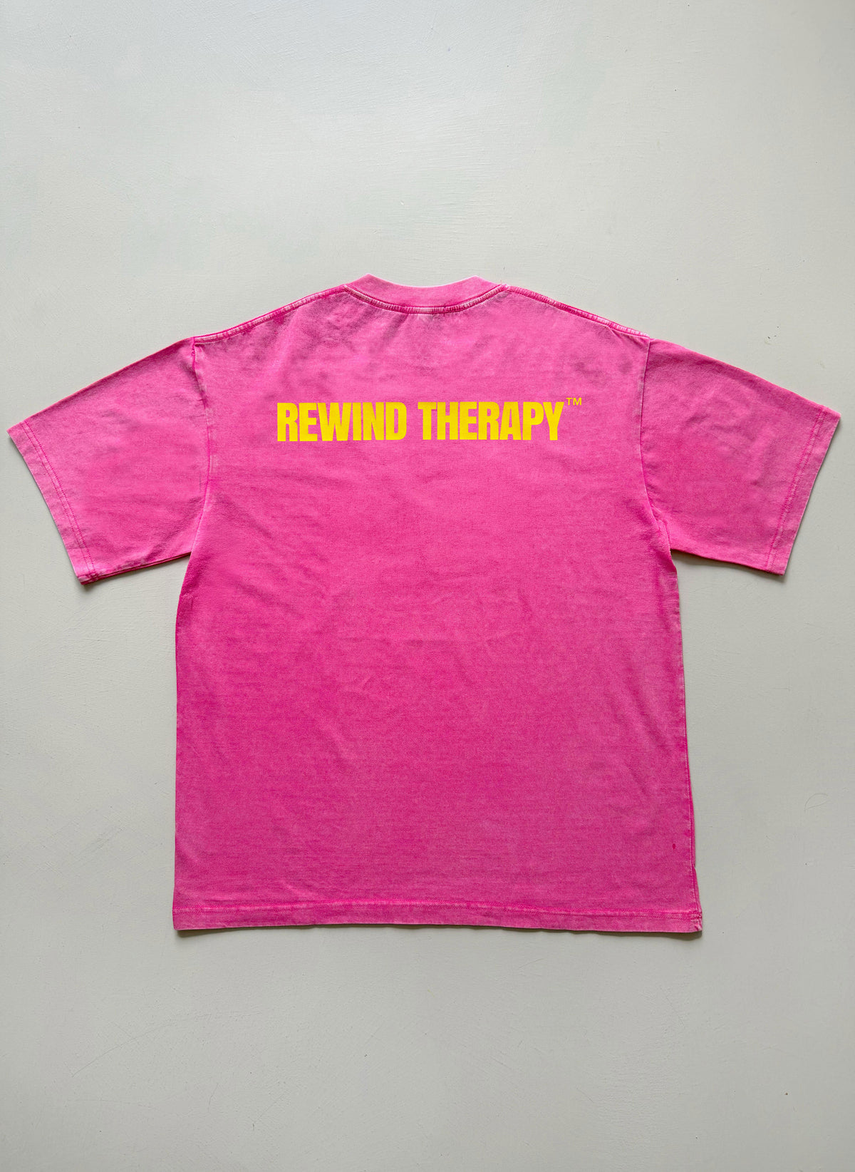 Camiseta REWIND THERAPY - Pink Acid