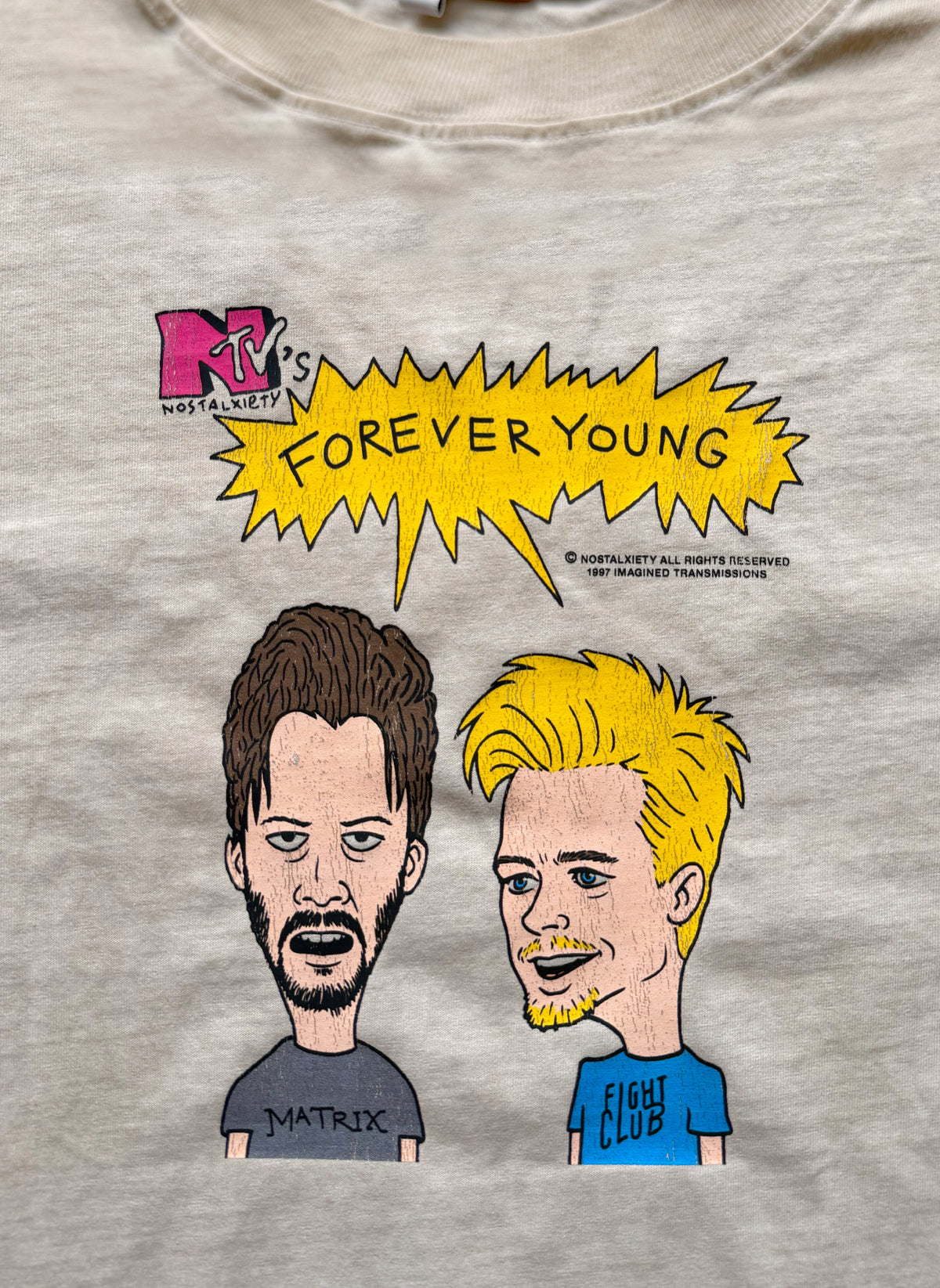 Camiseta FOREVER YOUNG - Bradvis & Butt-Reeves - Off White Front